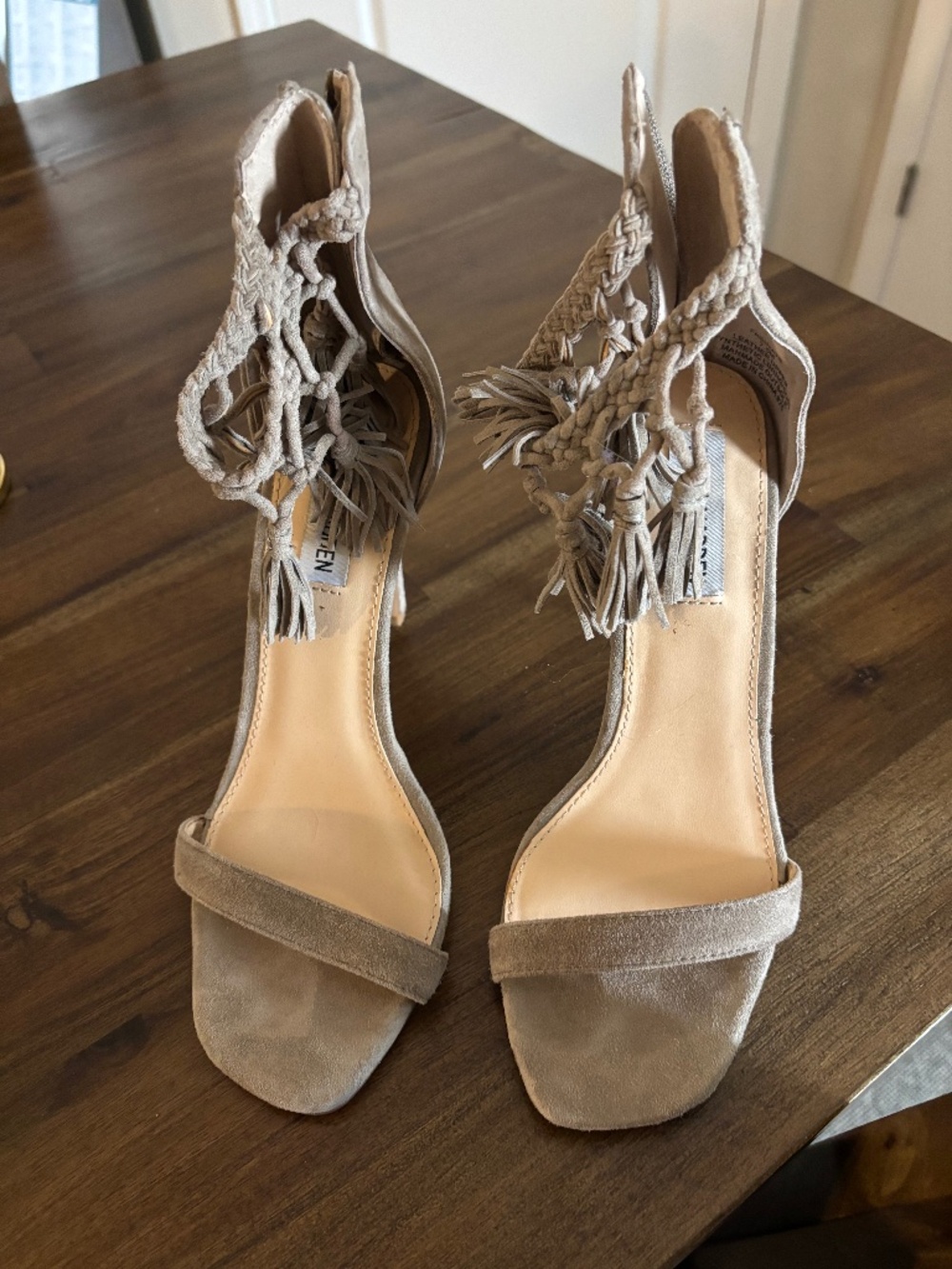 Steve Madden fringe heals